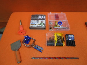 lot 33 image: Misc. Tools