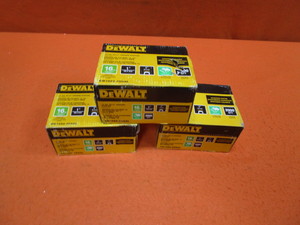 lot 62 image: (6,000) DeWalt 16ga Crown Staples