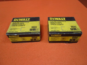 lot 66 image: (4,000) DeWalt 16ga Wide Crown Staples