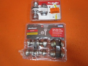 lot 69 image: Door Handles & Locks