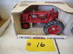 Ertl McCormick-Deering Farmall F20 ...