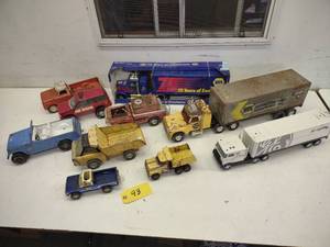 Assorted Ny-lint Toys...
