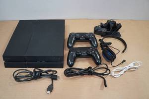 lot 10 image: Sony PlayStation 4 Gaming Console with Accessories - 500GB