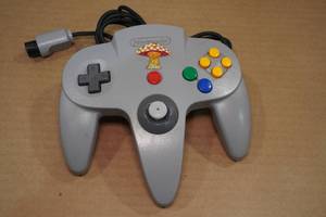 lot 13 image: Nintendo 64 Gaming Controller