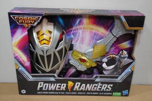lot 32 image: Cosmic Fury Power Rangers Play Set