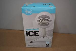 lot 51 image: Blue Snowball Ice Plug-And-Play USB Microphone