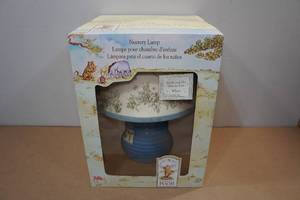 lot 108 image: Classic Winnie the Pooh Nursery Lamp