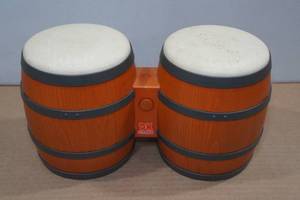 lot 111 image: Nintendo Donkey Kong Bongos Controller for Gamecube