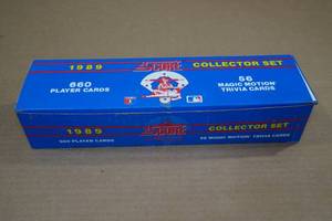 lot 120 image: 1989 Score Baseball Card Set