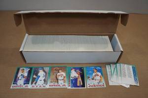 lot 121 image: 1992 Fleer Baseball Cards