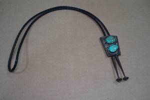 lot 162 image: Vintage Silver Tone Bolo with Turquoise Stones