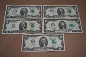 lot 164 image: 5 Uncirculated Sequential US $2 Bills