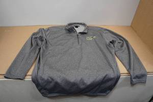 lot 240 image: Under Armour NDSU Quarter Zip - XL
