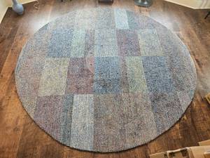lot 27 image: Contemporary Patchwork Pattern Wool Area Rug