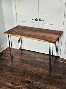lot 23 image: Custom Natural Edge Hair Pin Leg table