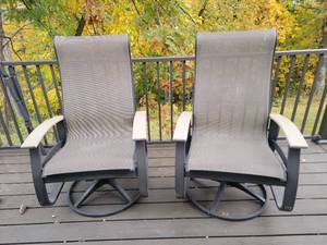 lot 42 image: Telescope Outdoor Patio Swivel Chair Pair