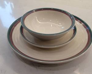 lot 53 image: Pfaltzgraff Juniper Pattern China Service  30 pieces