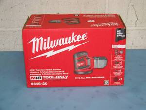 lot 21 image: Milwaukee Tool M18 Random 5 Orbital  Orbit Sander - Model 2648-20
