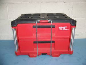 lot 64 image: Milwaukee Tool PACKOUT 2-Drawer Tool Box