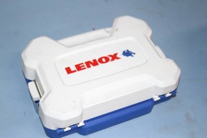 lot 90 image: Lenox Plumbers Carbide Tipped Hole Saw Kit - 30294600CTP