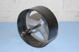 lot 107 image: 6 12 Hole Saw