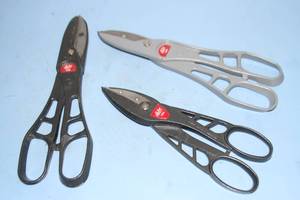 lot 83 image: Lot of 3 - Heavy Duty Malco Straight-Cut Aluminum Shears  Snips  Scissors  Cutters - Made in USA
