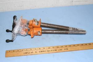 lot 118 image: (2) Pony 34 Pipe Clamps