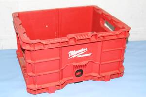 lot 68 image: Milwaukee Tool PACKOUT Crate Modular Storage System 48-22-8440