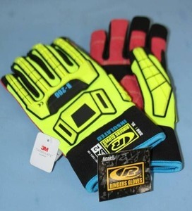 lot 150 image: New Ansell Ringers Roughneck R266 - Size XL - Insulated Waterproof Impact Work Gloves for Warm Heavy Duty Hand Protection