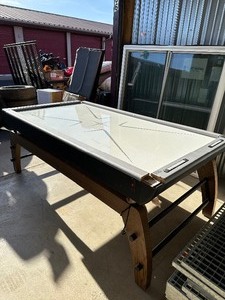 lot 6 image: MD Sports Hall of Games 84 Edgewood Air Hockey Table - Works but needs Fan Replaced