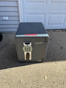 lot 47 image: Small Electronic Key pad Safe - Locked - will need to order new key