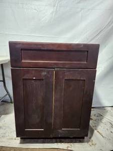 lot 128 image: 24x22 Esspresso vanity cabinet