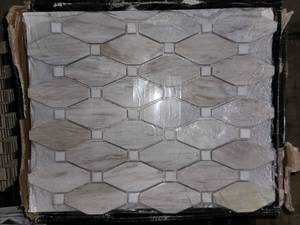 lot 134 image: Angora elongated octagon mosiac tile