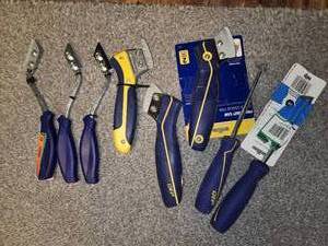 lot 197 image: Tile grout cleaning tools