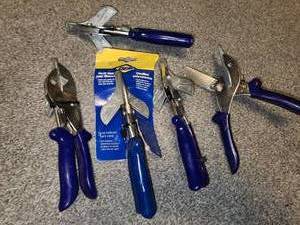 lot 202 image: 5 multi use trim shears