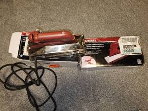 lot 208 image: 2 carpet seaming irons