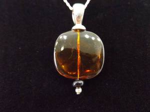 .925 Sterling Silver Amber Cabochon Pendant Necklace