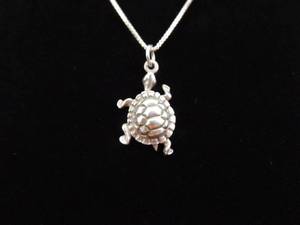.925 Sterling Silver Turtle Pendant Necklace