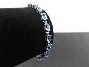 .925 Sterling SilverTopaz Crystal Tennis Bracelet