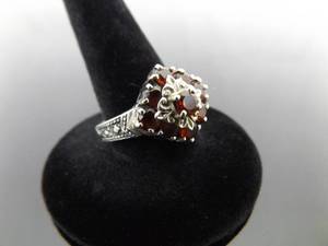 .925 Sterling Silver Garnet Ring Size 7