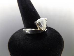 .925 Sterling Silver Trillion Cut Zirconia Solitaire Ring Size 7