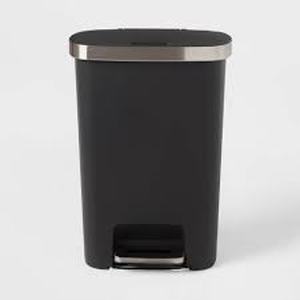 lot 216 image: Plastic Locking Lid Step Trash Can Black - Brightroom