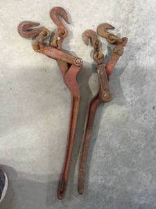 lot 13 image: Lot of 2 Loadbinders