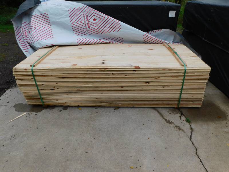 1 x 6 x 12 NickelGapV Groove Shiplap Ponderosa Pine #2 Reversible - 1536 Linear Feet