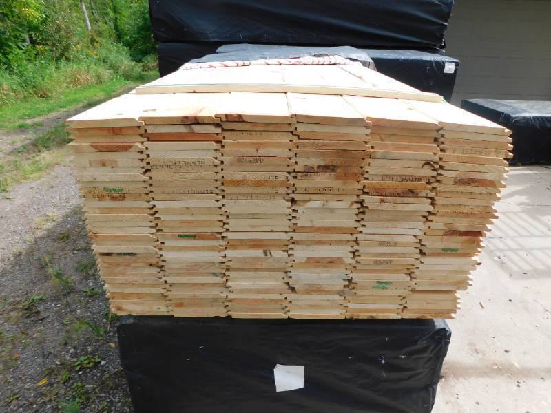 1 x 8 x 12 NickelGapV Groove Shiplap Ponderosa Pine #2 Reversible - 1152 Linear Feet