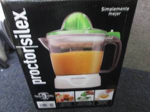 lot 45 image: Proctor Silex Juicer Electric Citru...