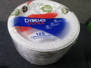 lot 59 image: 125 ct Dixie 10 116 inch Paper Pla...