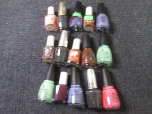 lot 124 image: 15 each Assorted Nail Polish...