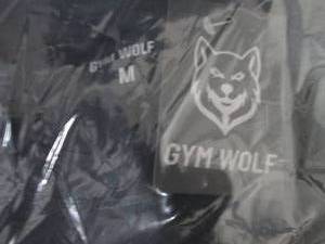 lot 197 image: 4 Medium NWT Gym Wolf Black Tshirts...