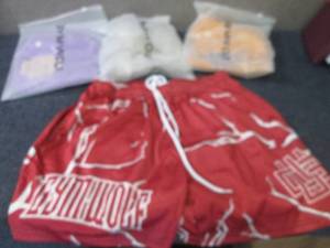 lot 200 image: 4 Pair Gym Wolf Mens Athletic Shor...